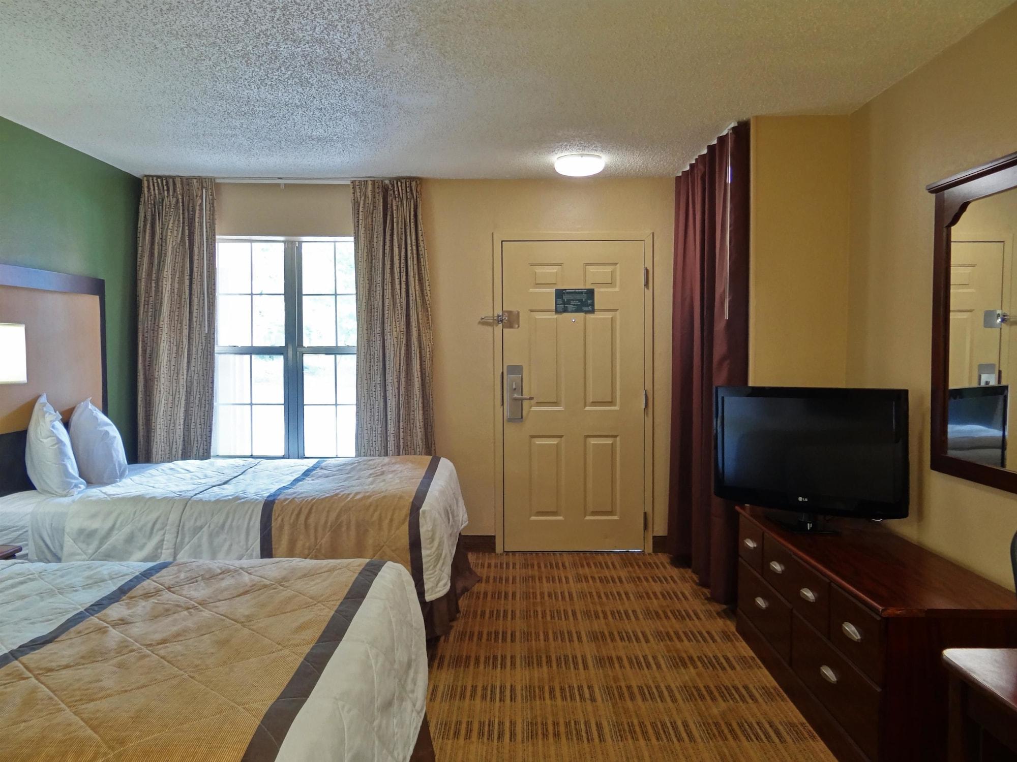 Extended America - - Arden Way 2* Sacramento