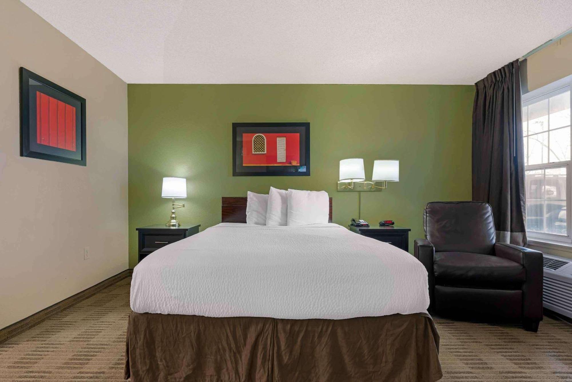 Hotel Extended America - - Arden Way