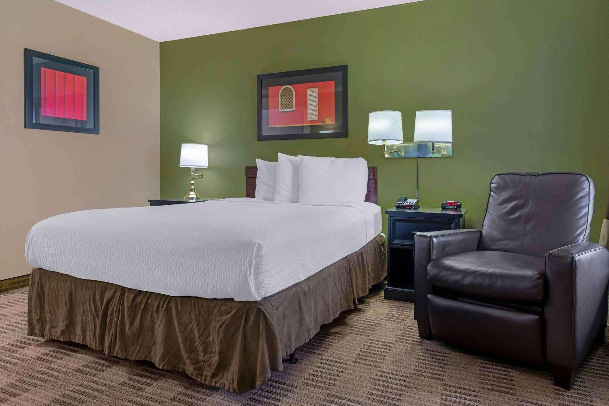 Extended America - - Arden Way Hotel
